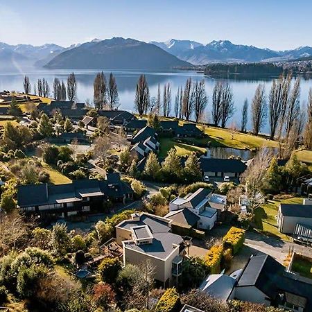 Lake View Villa Wanaka Exterior photo