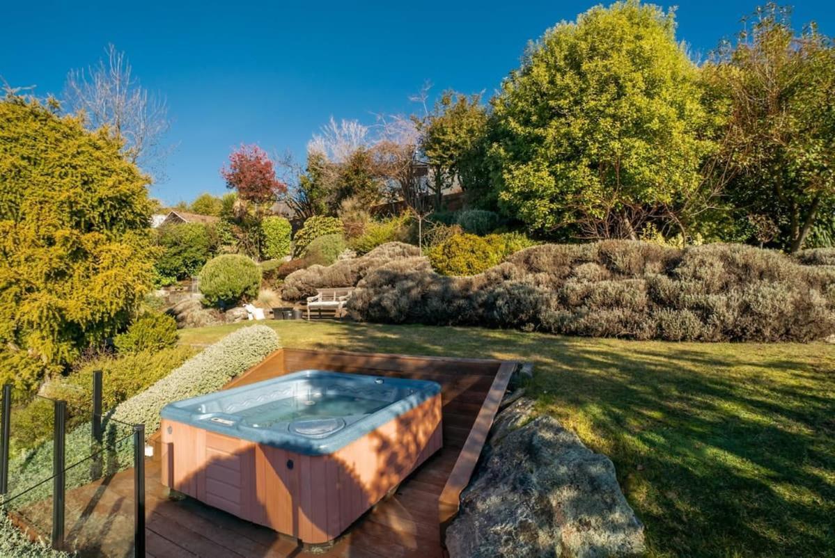 Lake View Villa Wanaka Exterior photo